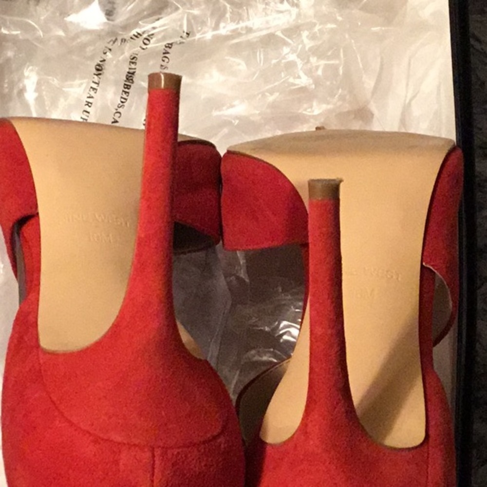 Shoes - Picture 5 of 5